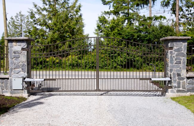 Motorised swing gates installed by Auto Gate Guys, offering secure and elegant driveway access with automated swing gate systems